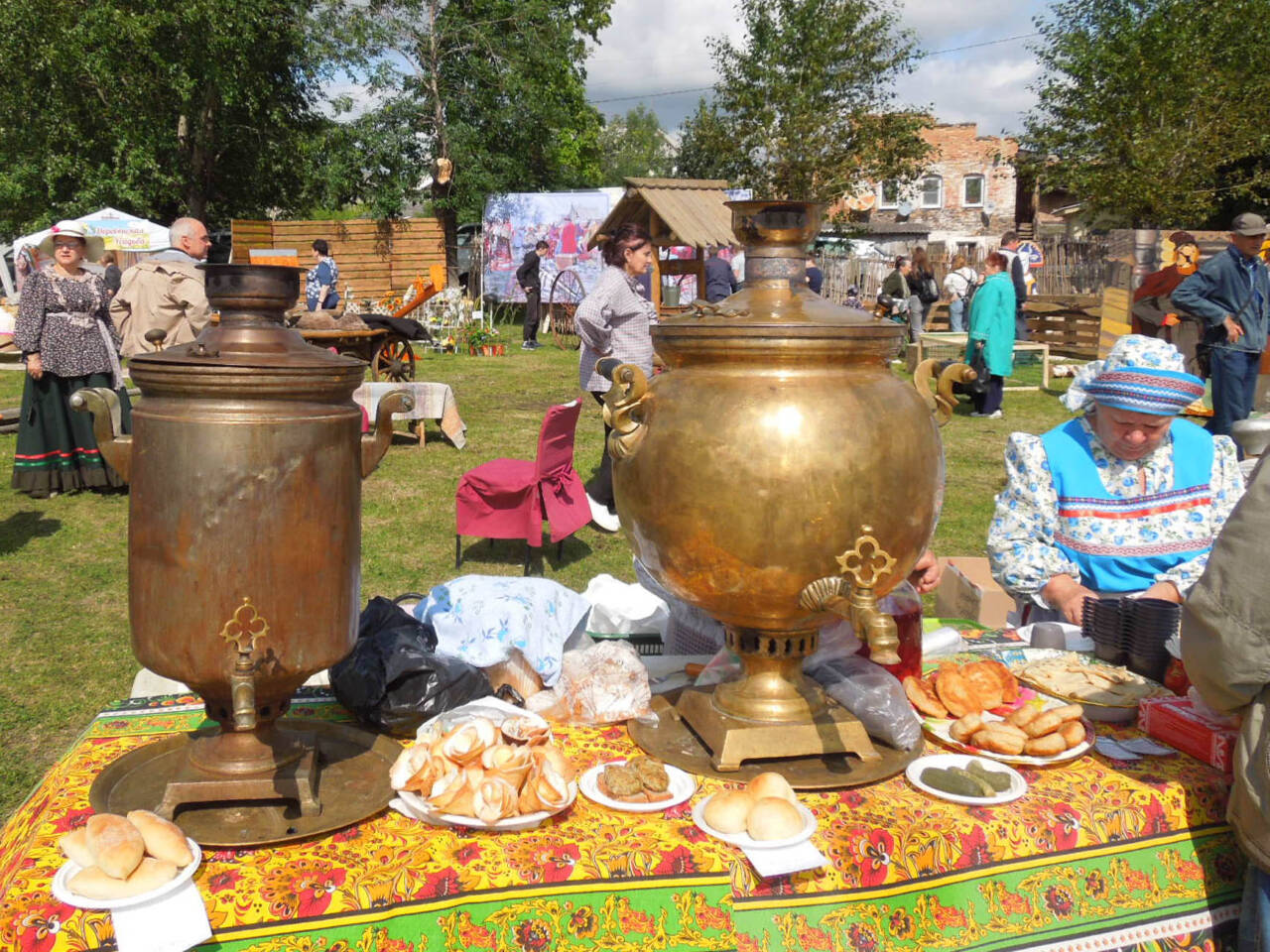 Самовар почта пермский край. Краснинский самовар фестиваль. Самовар Суксун в праздник. Праздник самовара. Праздник русского самовара.